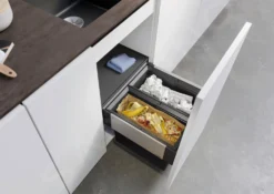 Blanco Select - Pattumiera Incorporata, Differenziata, Capienza 38 L 526201 -Serie Rubinetti Negozio 7b5a0df4a779398d5512cb90