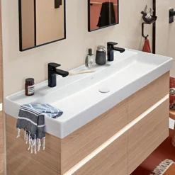 Villeroy & Boch Collaro - Lavabo Da Mobile 1200x470 Mm, Senza Troppopieno, 2 Fori Per Miscelatore, CeramicPlus, Stone White 4A33C1RW -Serie Rubinetti Negozio 9cfdba69001c0cdd6094ce1b 1